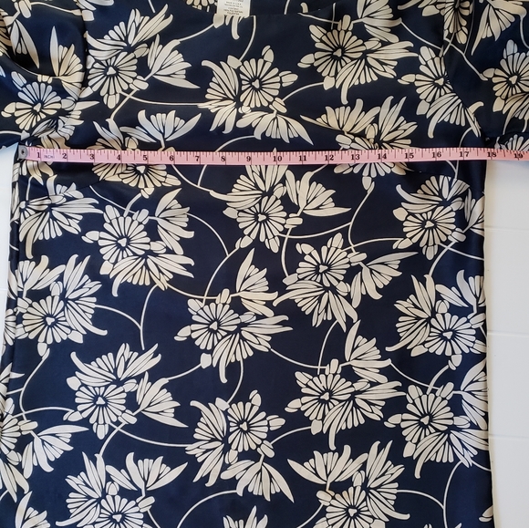 Ladies dress - Picture 11 of 13